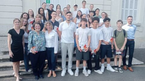 La Nouvelle République : À Tours, des collégiens redonnent une histoire à Hélène Goldfarb grâce à Convoi 77